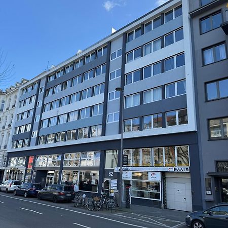 ホテル ガルニ エミール ケルン エクステリア 写真